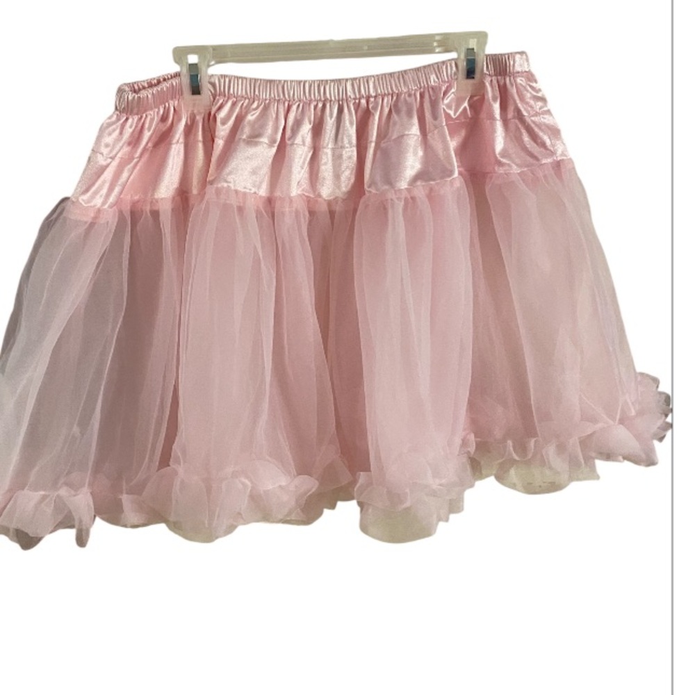Hips & Curves Elegant Pink Tulle tutu. One size queen. Pink.